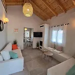 Apartment Loft Vrachati