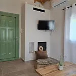Loft Apartment Vrachati